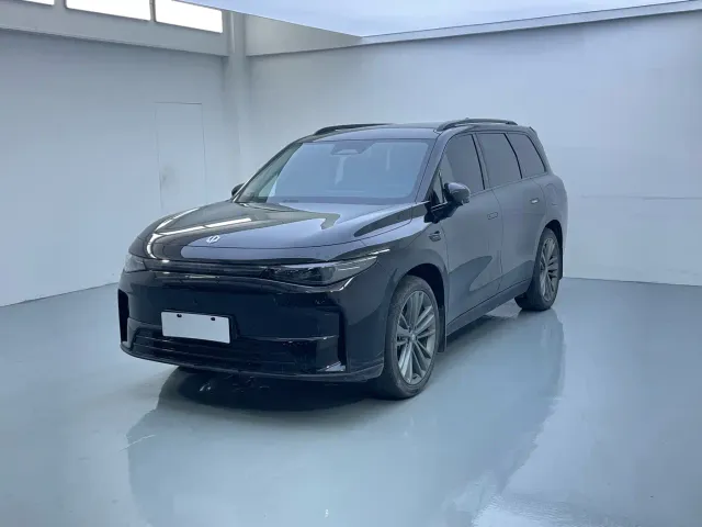 Leapmotor C16 — Фото автомобиля 3