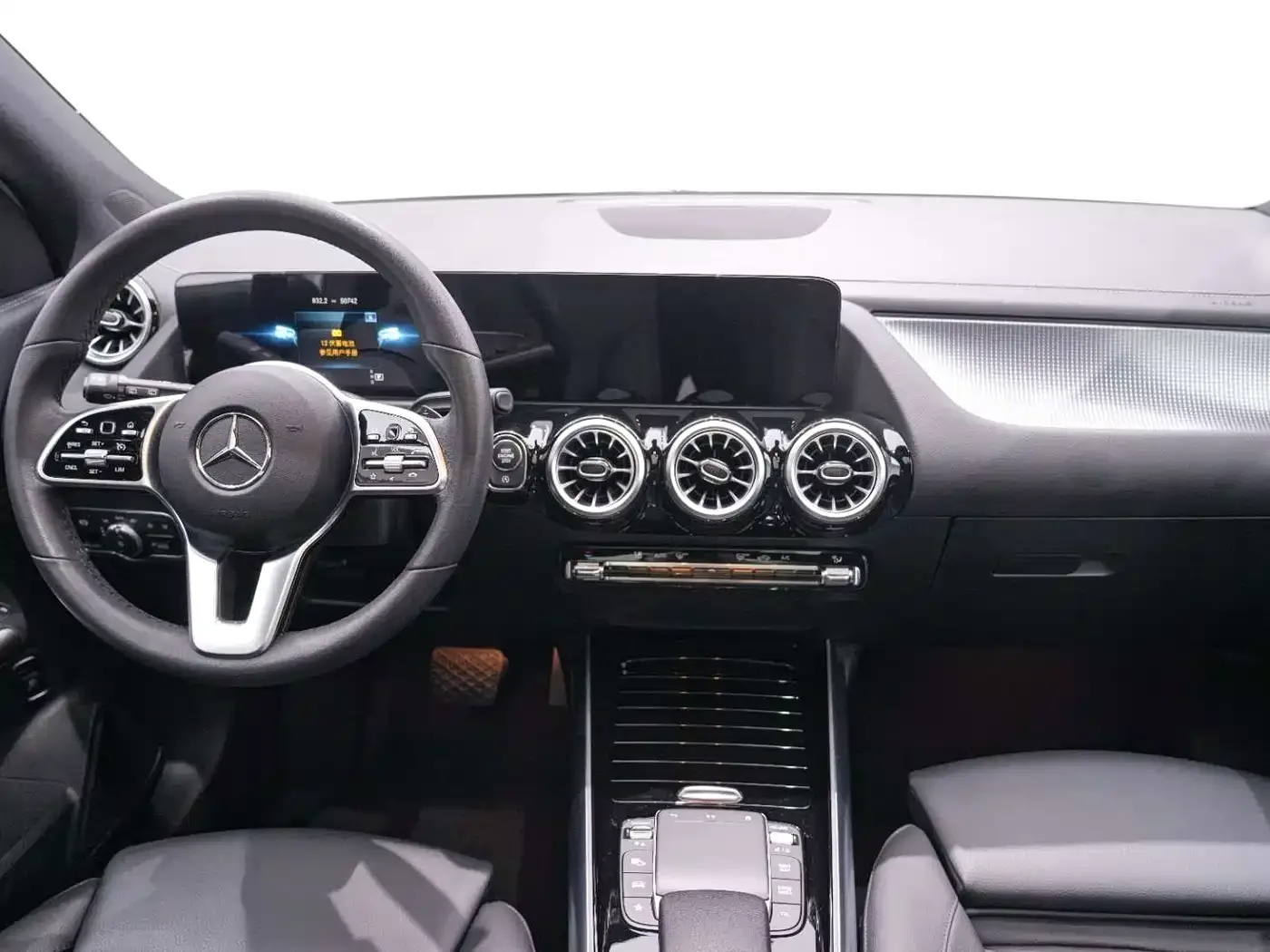 Mercedes-Benz Mercedes-Benz GLA 2022 Facelift GLA 200 — Фото автомобиля 12