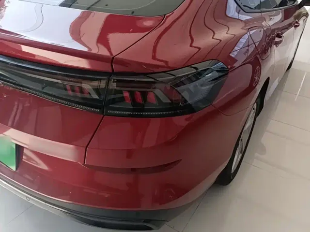 Volkswagen Lamando — Фото автомобиля 7