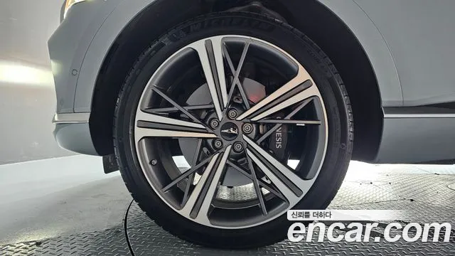 Genesis GV80 — Фото автомобиля 3