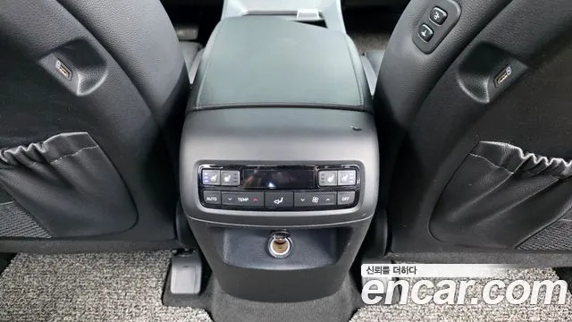 Hyundai Palisade Palisade Дизель 2.2 2WD — Фото автомобиля 18