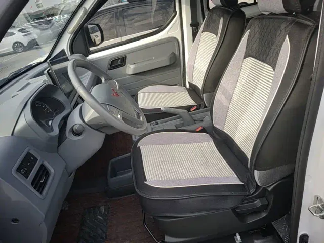Wuling Yangguang — Фото автомобиля 14