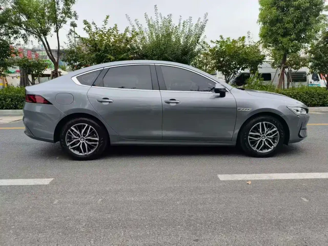 BYD Qin PLUS — Фото автомобиля 8
