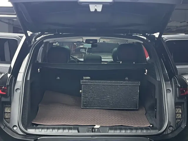 Land Rover Range Rover Sport — Фото автомобиля 27