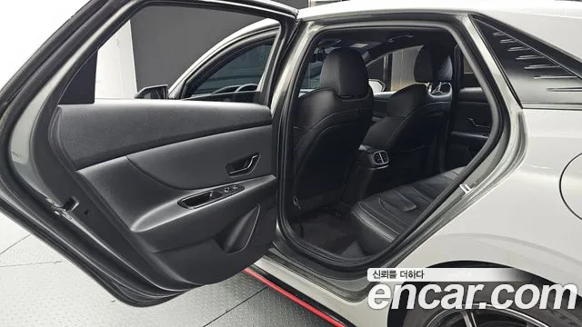 Hyundai AVANTE — Фото автомобиля 12