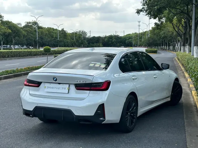 BMW 3 Series — Фото автомобиля 5