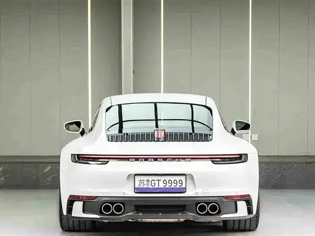 Porsche 911 — Фото автомобиля 6
