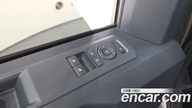 Kia PV5 — Фото автомобиля 25