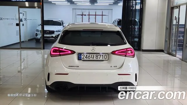 Mercedes-Benz A-Class — Фото автомобиля 3