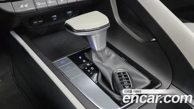 Hyundai AVANTE Avante (CN7) — Фото автомобиля 9
