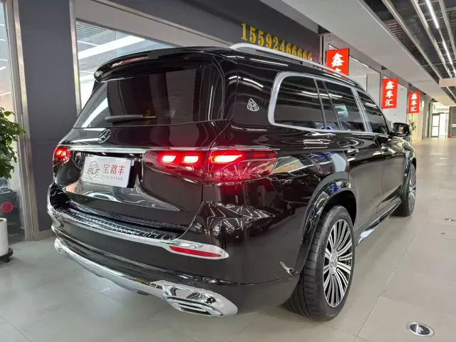 Mercedes-Benz GLS-Class — Фото автомобиля 17