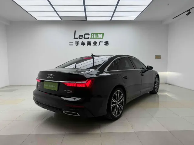Audi A6L — Фото автомобиля 7