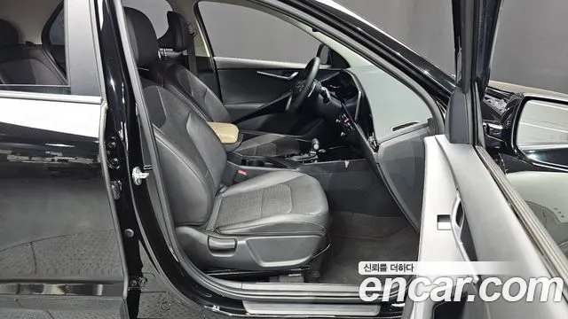 Kia Niro The All New Niro — Фото автомобиля 16
