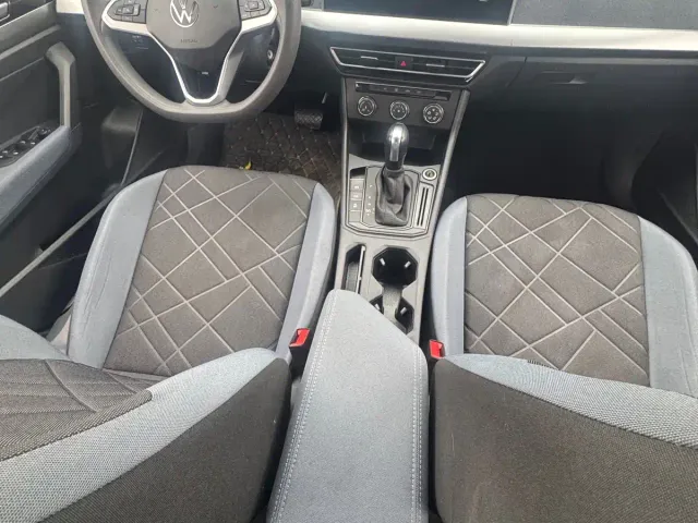 Volkswagen Lavida — Фото автомобиля 10