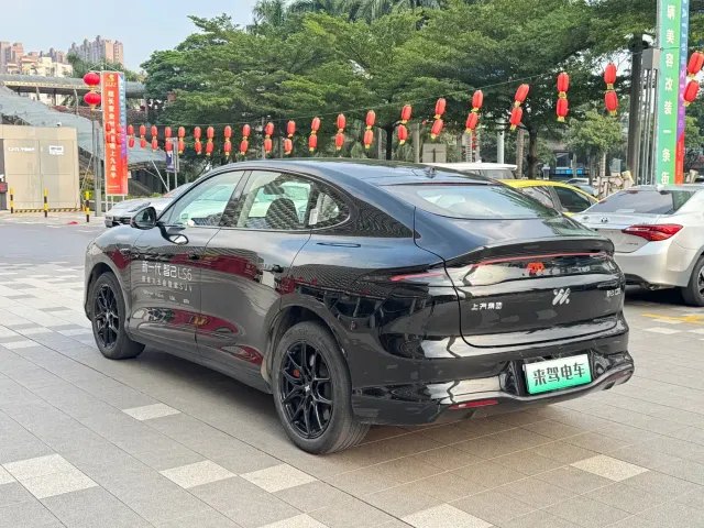 IM Motors LS6 — Фото автомобиля 4