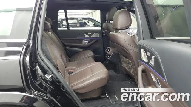 Mercedes-Benz GLS-Class — Фото автомобиля 13