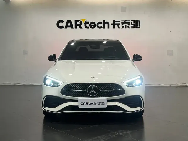 Mercedes-Benz C-Class — Фото автомобиля 4