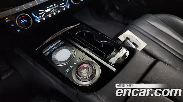 Genesis G80 Бензин 2.5 турбо AWD — Фото автомобиля 9