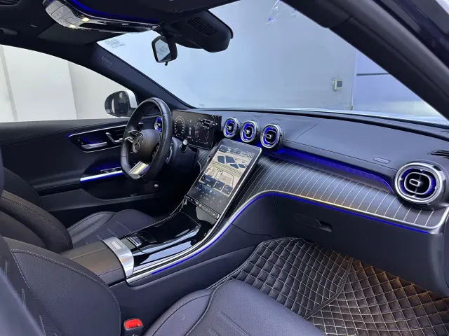 Mercedes-Benz C-Class — Фото автомобиля 11