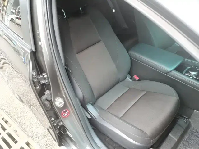 Mazda Axela — Фото автомобиля 19
