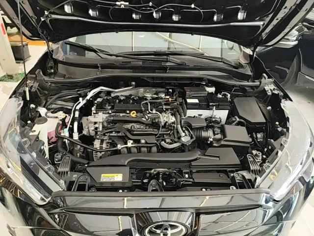 Toyota Frontlander 2022 2.0L CVT Elite — Фото автомобиля 19