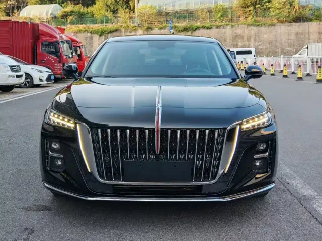 Hongqi H5 — Фото автомобиля 2