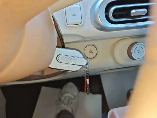 Wuling Hongguang Mini EV — Фото автомобиля 8