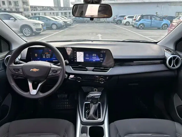Chevrolet Monza — Фото автомобиля 5