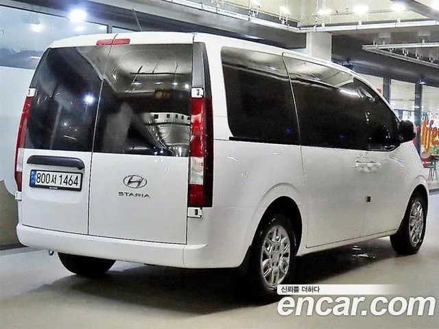 Hyundai Staria — Фото автомобиля 2