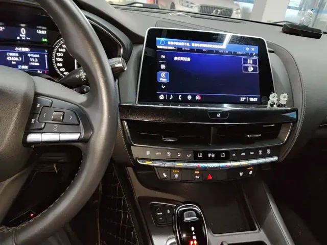Cadillac CT5 — Фото автомобиля 12
