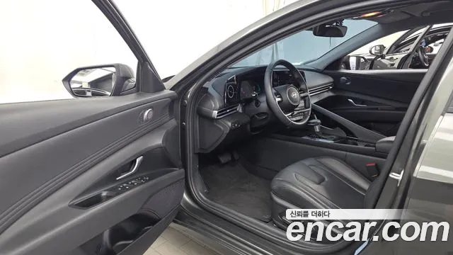 Hyundai Avante CN7 — Фото автомобиля 15