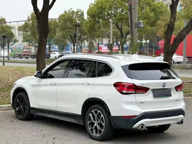 BMW X1 — Фото автомобиля 9
