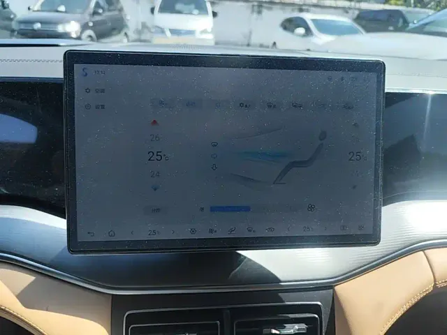BYD Song L DM-i — Фото автомобиля 12