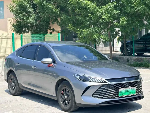 BYD Qin PLUS — Фото автомобиля 3