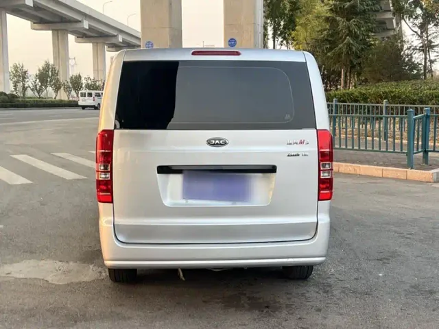 JAC Refine M3 — Фото автомобиля 11