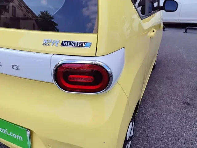 Wuling Hongguang Mini EV — Фото автомобиля 7