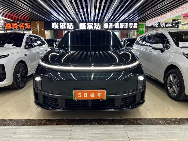 Фотография автомобиля — Li Auto L7
