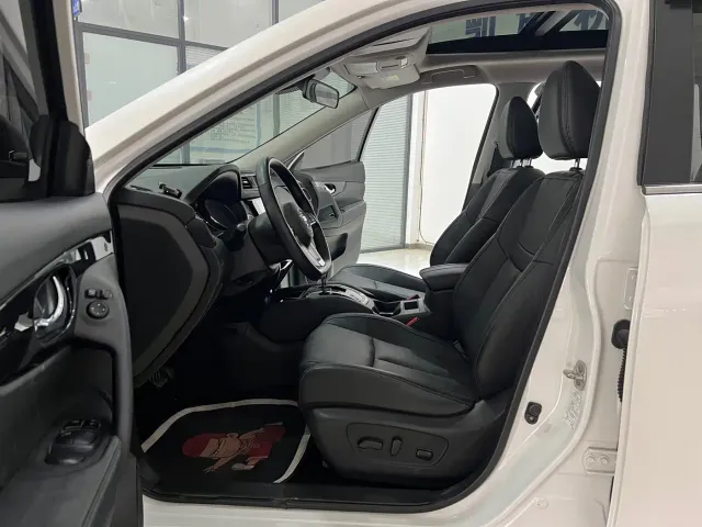 Nissan X-Trail — Фото автомобиля 8