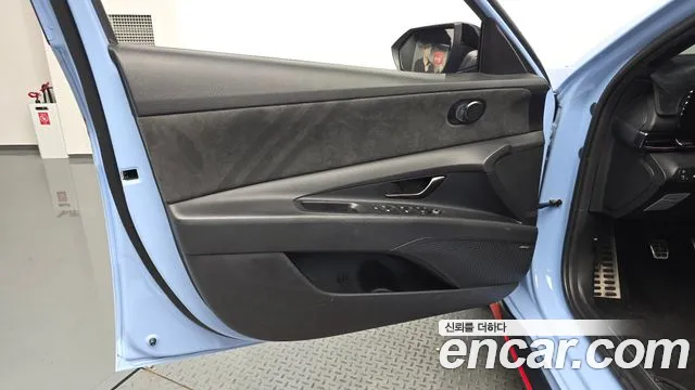 Hyundai AVANTE — Фото автомобиля 19