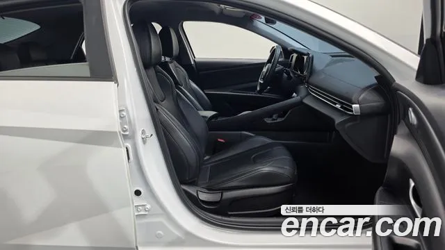 Hyundai AVANTE — Фото автомобиля 26