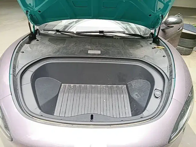 Xiaomi SU7 — Фото автомобиля 19
