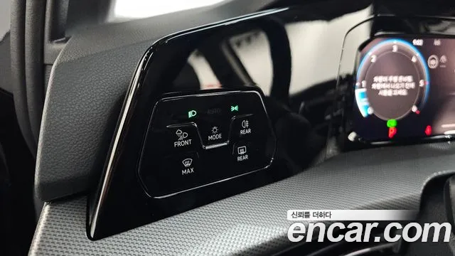 Volkswagen Golf Golf 8 поколение 2.0 TDI Prestige — Фото автомобиля 16