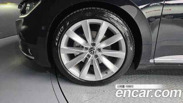 Volkswagen Arteon Arteon 2.0 TDI Prestige — Фото автомобиля 5