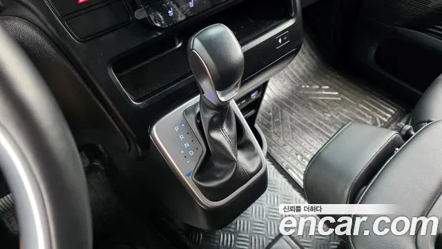 Hyundai Staria — Фото автомобиля 9