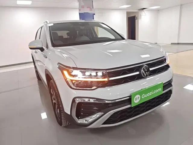Volkswagen Tharu — Фото автомобиля 3