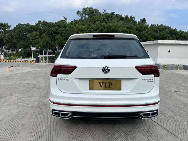 Volkswagen Tiguan L — Фото автомобиля 8