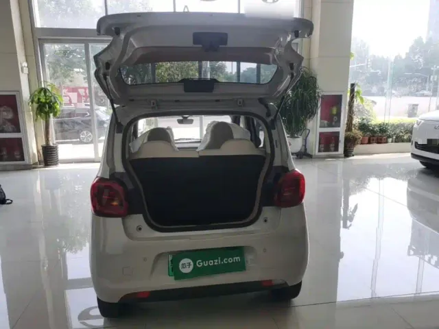 Wuling Hongguang Mini EV — Фото автомобиля 14