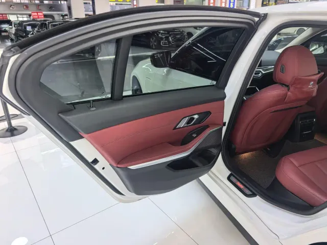 BMW i3 — Фото автомобиля 8