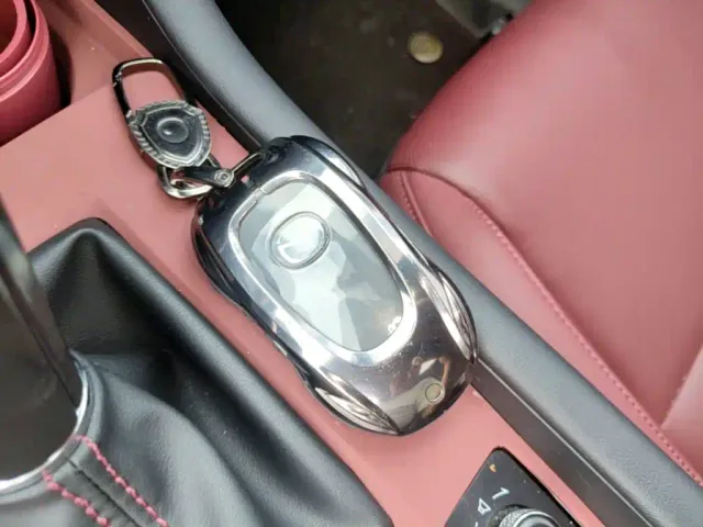 Mazda Axela — Фото автомобиля 8