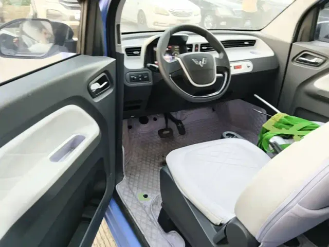Wuling Hongguang Mini EV — Фото автомобиля 15